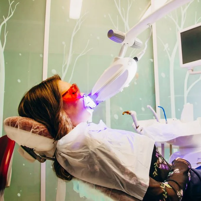 Отбеливание зубов